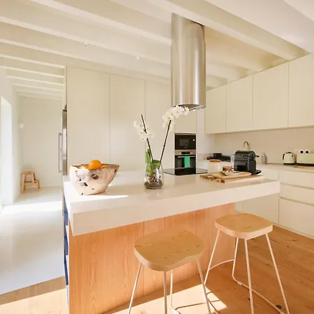 Villa Luxury By The Sea W Salty Pool, By Timecooler Oeiras